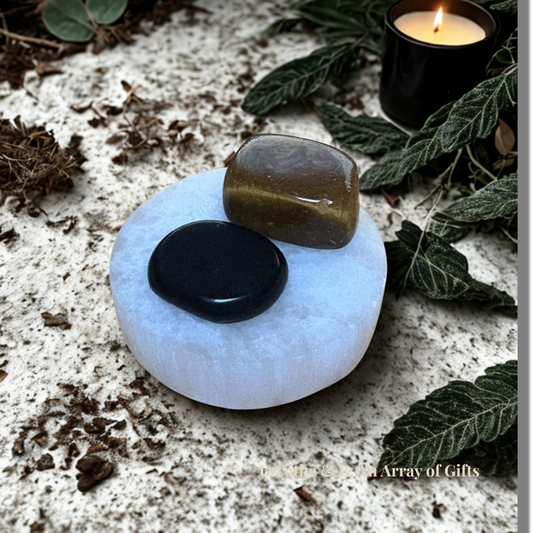 Ground and Protect Crystal Kit with Tumble Stone, Flat Stone and Selenite Plate